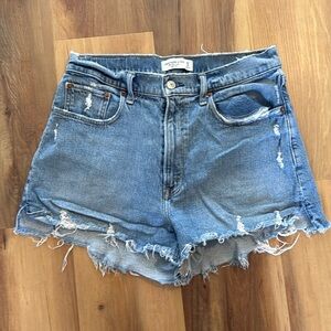 Abercrombie Mom Short